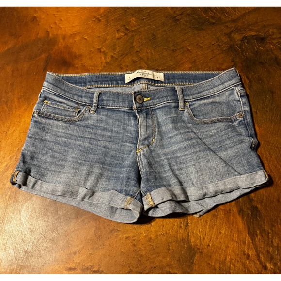 Abercrombie & Fitch Denim Jean Shorts Womens Size 4 Blue Cuffed Low Rise - Picture 1 of 4